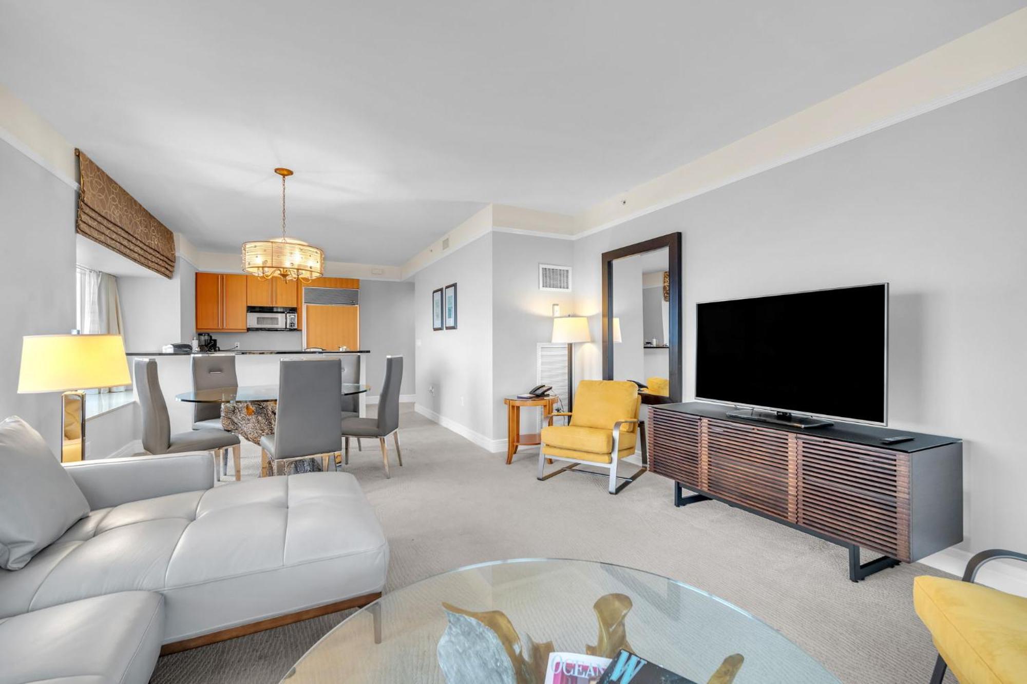 2 Bedroom Or King Studio Suites Four Seasons Hotel Miami Free Wi-Fi & Free Parking ภายนอก รูปภาพ