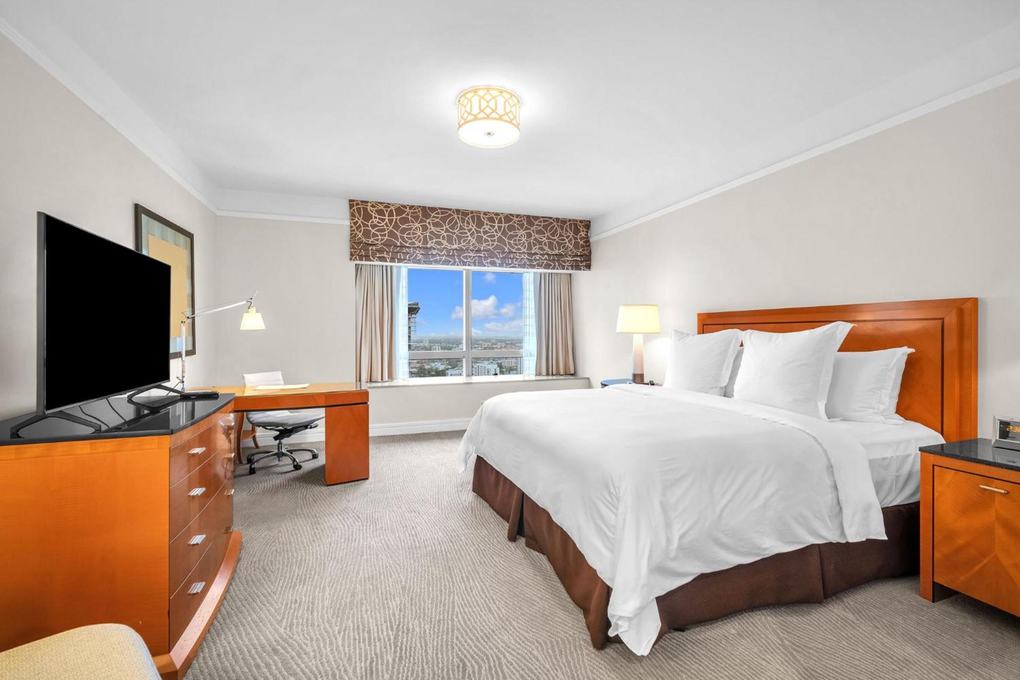 2 Bedroom Or King Studio Suites Four Seasons Hotel Miami Free Wi-Fi & Free Parking ภายนอก รูปภาพ