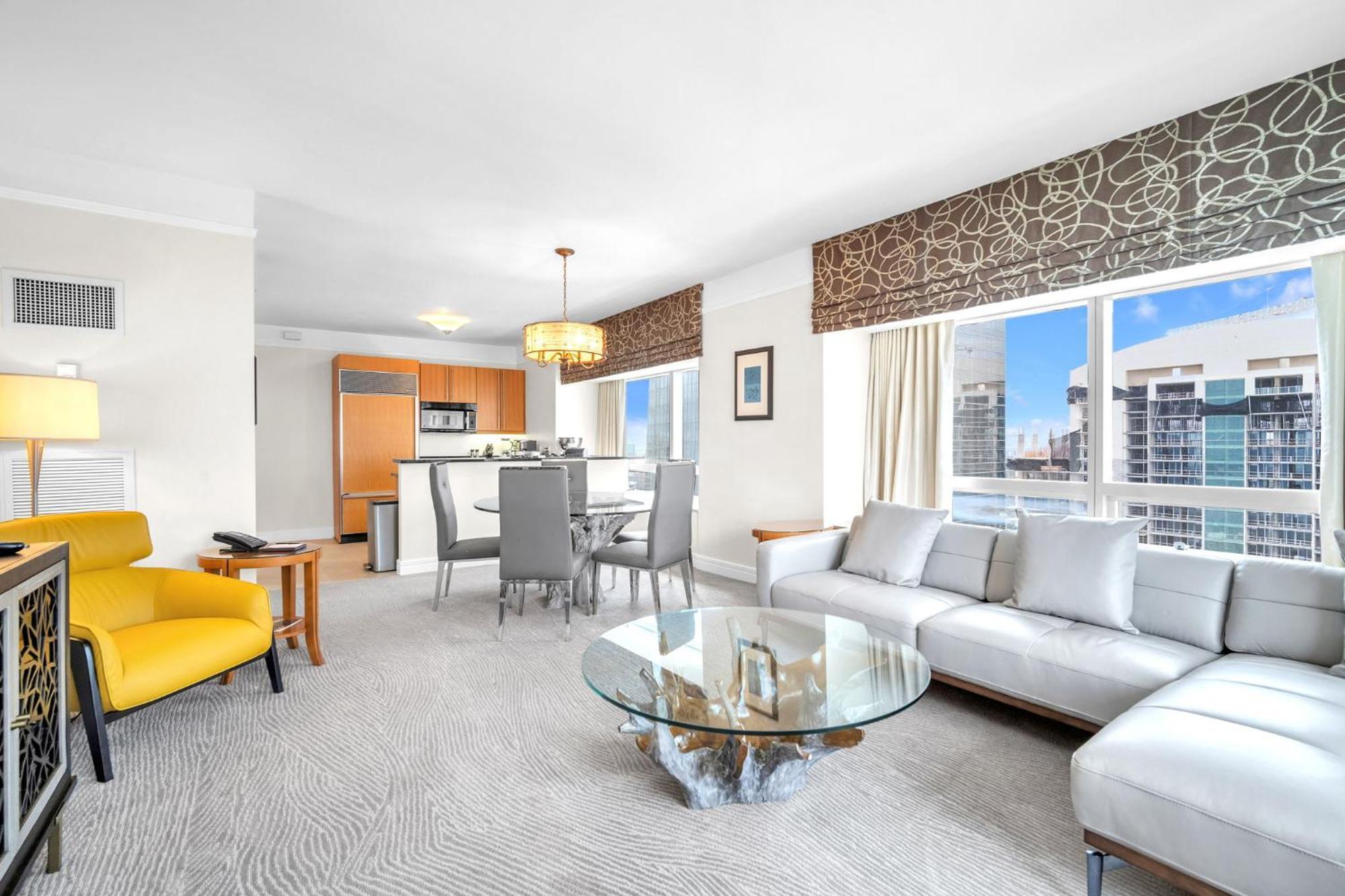 2 Bedroom Or King Studio Suites Four Seasons Hotel Miami Free Wi-Fi & Free Parking ภายนอก รูปภาพ